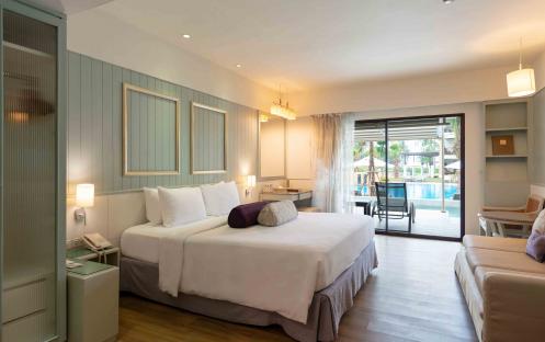 Katathani Phuket Beach Resort - Pool Access Room Bedroom