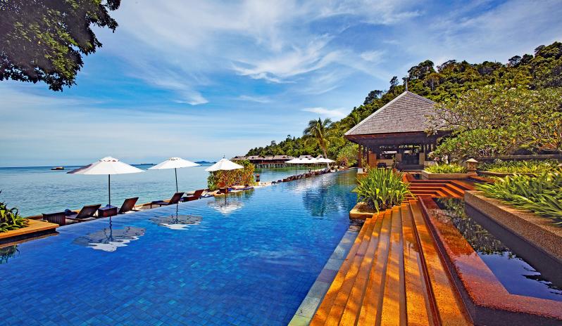 Pangkor-Laut-Resort-–-Spa-Village-Lap-Pool