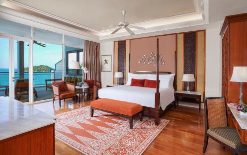 Grand Viceroy Sea View