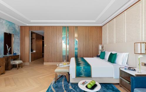 Taj Exotica Dubai - Luxury Family Room Full View