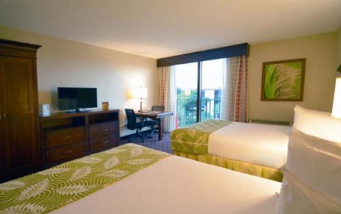 Rosen Inn Closest To Universal - Deluxe Double Room with Two Deouble Beds Full View