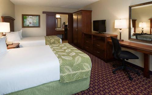 Rosen Inn International -  Deluxe Double Room With Two Double Beds Close View