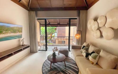 Buri-Rasa-Village-Koh-Phangan-Two-Bedroom-Suite-Living-Area