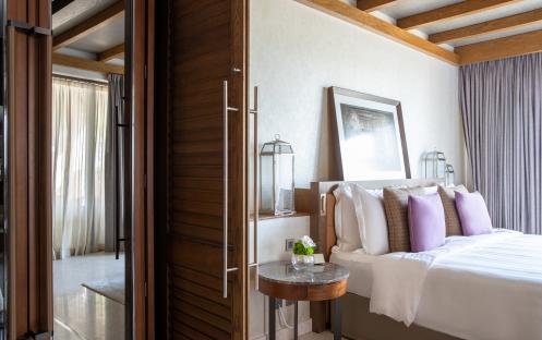 Jumeirah Al Naseem - Resort Deluxe Bedroom-1_001