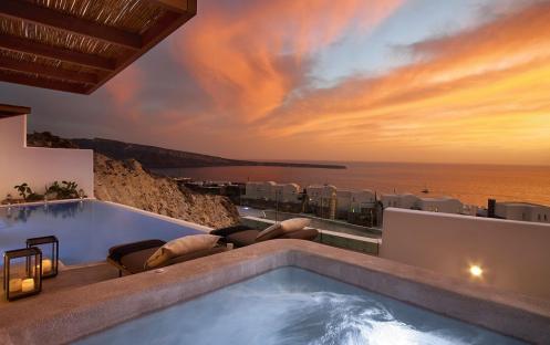 Exclusive Suite Sunset & Sea View with Pool & jacuzzi