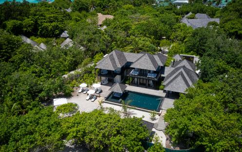 Three Bedroom Island Residence with Family Pool & Private Pool