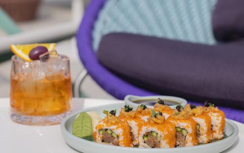 MYAMI Pool Bar and Lounge Sushi