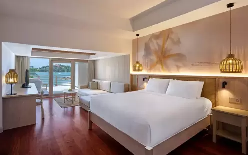 Garrya Tongsai Bay - Beachfront Suite - King Bed
