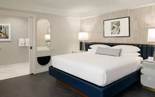 Le Parc Melrose - One Bedroom Residence Bed