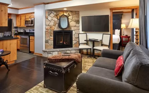Three-Bedroom Suite with Kitchen Three-Bedroom Suite with Kitchen
