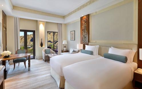 Al-Bustan-Palace-Ritz-Carlton-Deluxe-Mountain-View-Twin-Room-Twin-Beds