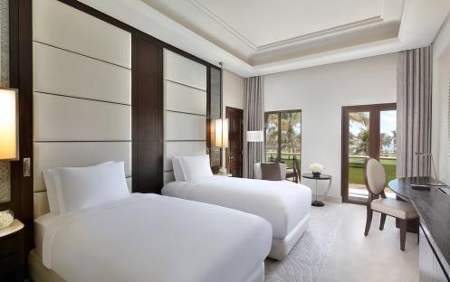 Al-Bustan-Palace-Ritz-Carlton-Deluxe-Pool-View-Twin-Room-Twin-Bed