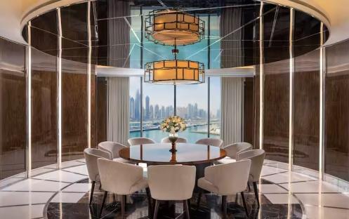 Hilton-Dubai-Palm-Jumeirah-Royal-Suite-Dining-Area