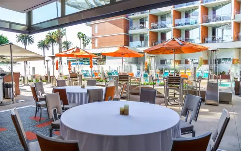 Shore Hotel - Hotel Dining