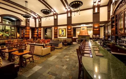 Disney's Grand Californian Hotel & Spa - Hearthstone Lounge