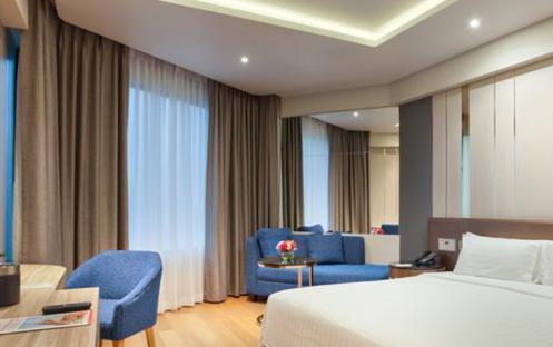 Rembrandt Suites Bangkok - Premium Deluxe Room
