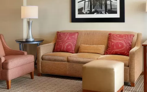 Newport-Beach-Marriott-Bayview-1-Bedroom-Suite-King-Bed-Detail