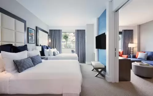 THE-WATEFRONT-BEACH-RESORT-PREMIUM-POOLSIDE-1-BEDROOM-2-QUEEN-SUITE