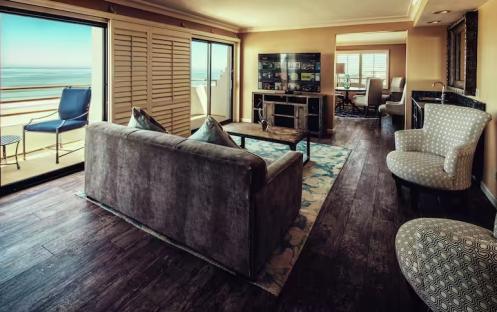 The-Water-Front-Beach-Resort-Oceanfront-1-Bedroom-1-King-Deluxe-Suite-Living-Area