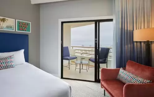 Oceanview 1 King Bed