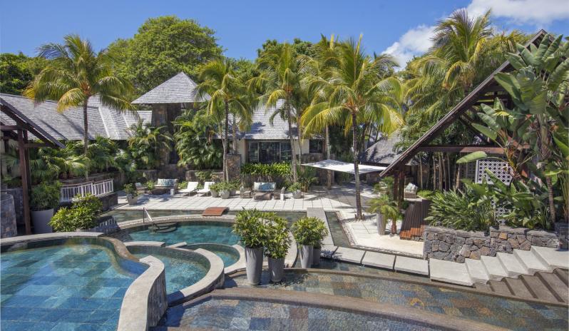 Royal Palm Beachcomber Luxury - Pool