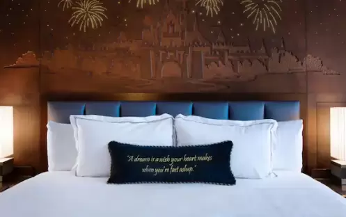 Disneyland Hotel -Premium View Club Level King