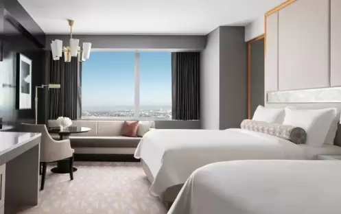 The-Ritz-Carlton_-Los-Angeles-Club-Level-Queen-Room