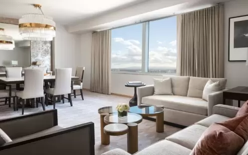The-Ritz-Carlton_-Los-Angeles-Executive-Suite-King-Living-Area
