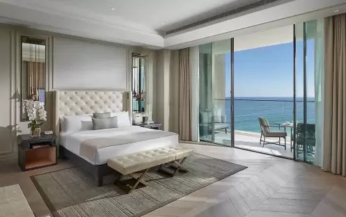Mandarin Oriental Jumeirah - Premier View Suite  Bedroom
