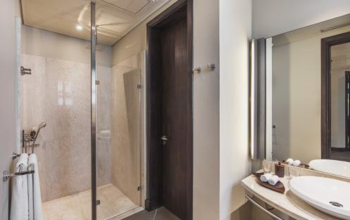 Trou Aux Biches Beachcomber Golf Resort & Spa - Two Bedroom Family Suite Shower