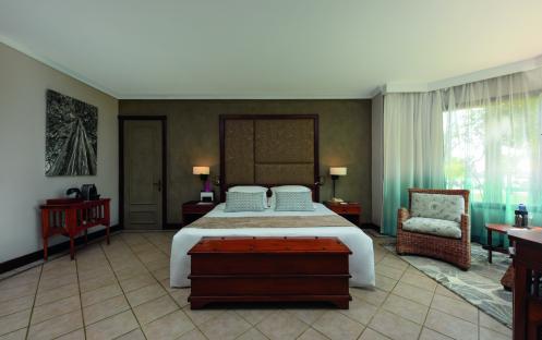 Dinarobin Beachcomber Golf Resort & Spa - Rooms - Zen Suite Beachfront 1