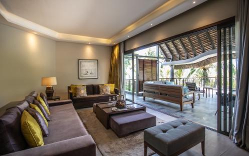 Royal Palm Beachcomber Luxury - Penthouse Suite Living