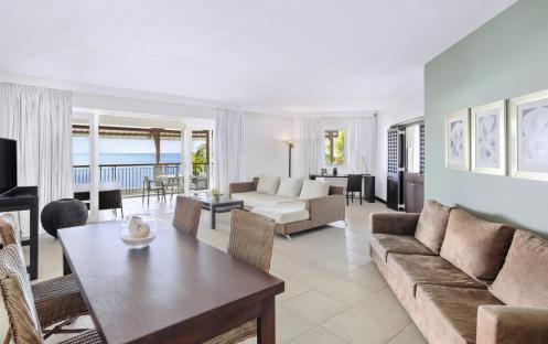 Victoria Beachcomber Resort & Spa - Senior Suite Living