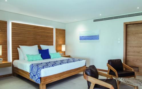 Paradis Beachcomber Golf Resort & Spa - ﻿Two Bedroom Paradis Luxury Family Suite Beachfront 1