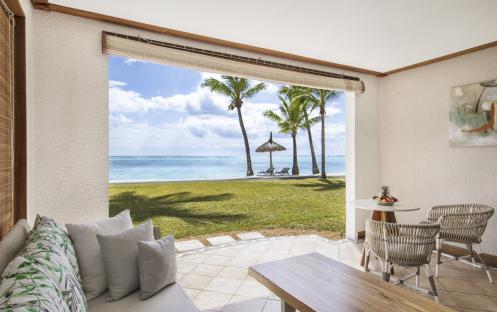 Paradis Beachcomber Golf Resort & Spa - Rooms - ﻿Junior Suite Beach Front View