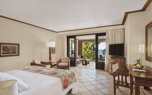 Paradis Beachcomber Golf Resort & Spa - Two Bedroom Beach Front Family Suite 1