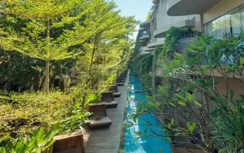 Maya Sanur Resort & Spa - Impressive Nest Suite - Lagoon-pool-view