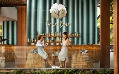 Maya Sanur Resort & Spa - Tree Bar interior