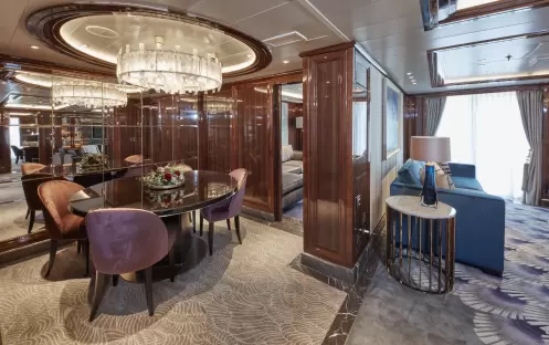 Cunard Cruise Line QV Grand Suite Q1 0 Cunard Cruise Line QV Grand Suite Q1 0