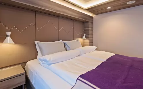 Hurtigruten - MS Roald Amundsen - Expedition Suite MA 5