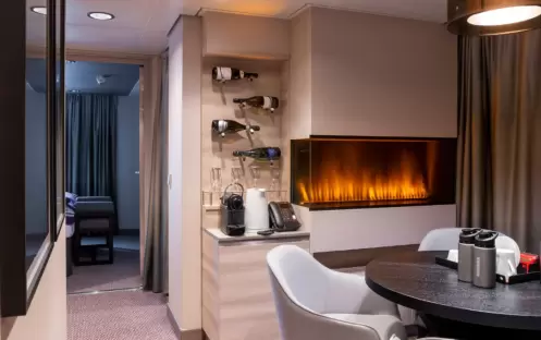 Hurtigruten - MS Roald Amundsen - Expedition Suite MB 2