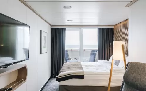 Hurtigruten Expeditions MS Fridtjof Nansen XT - Credit - Clara Tuma and Hurtigruten 3