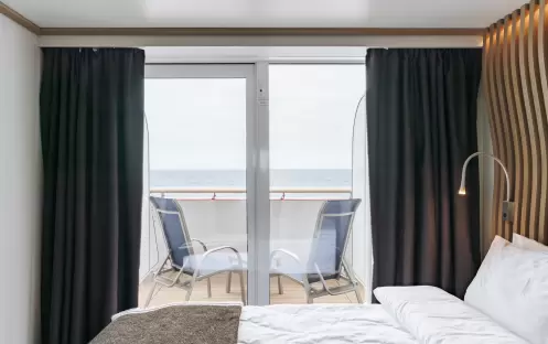 Hurtigruten Expeditions MS Fridtjof Nansen XT - Credit - Clara Tuma and Hurtigruten 4