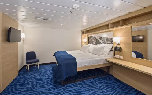 Hurtigruten Expeditions MS Spitsbergen K2D - Credit - Agurtxane Concellon and Hurtigruten 0