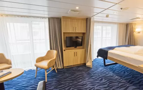 Hurtigruten Expeditions MS Spitsbergen MG - Credit - Agurtxane Concellon and Hurtigruten 2