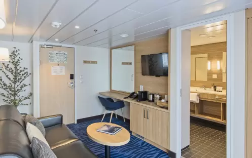 Hurtigruten Expeditions MS Spitsbergen MX - Credit - Agurtxane Concellon and Hurtigruten 2