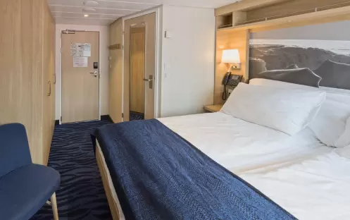 Hurtigruten Expeditions MS Spitsbergen P2D - Credit - Agurtxane Concellon and Hurtigruten 1