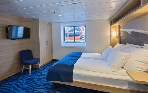 Hurtigruten Expeditions MS Spitsbergen YA - Credit - Agurtxane Concellon and Hurtigruten 1