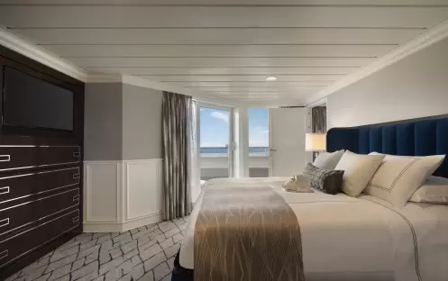 Oceania Cruises R-Class Owners Suite 3