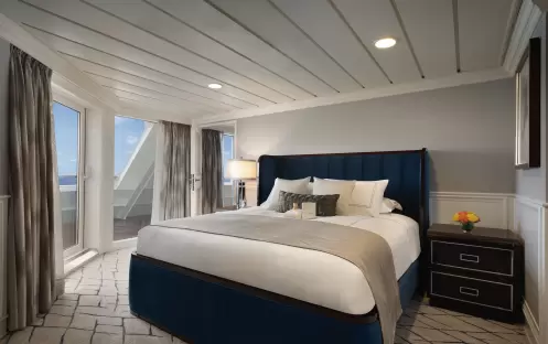 Oceania Cruises R-Class Owners Suite 4